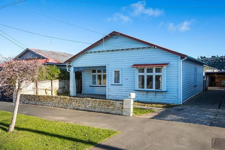 Photo of property in 18 Waterloo Street, Saint Kilda, Dunedin, 9012