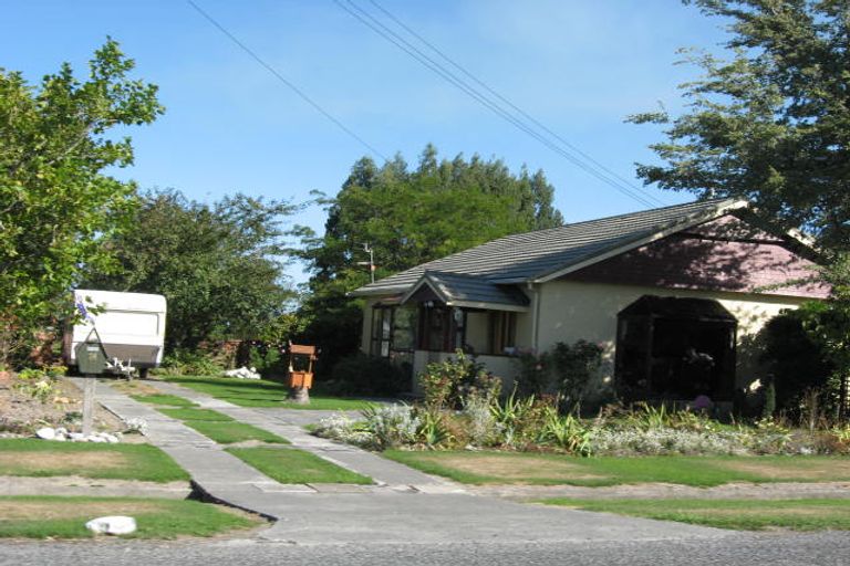 Photo of property in 24 Carston Street, Leeston, 7632