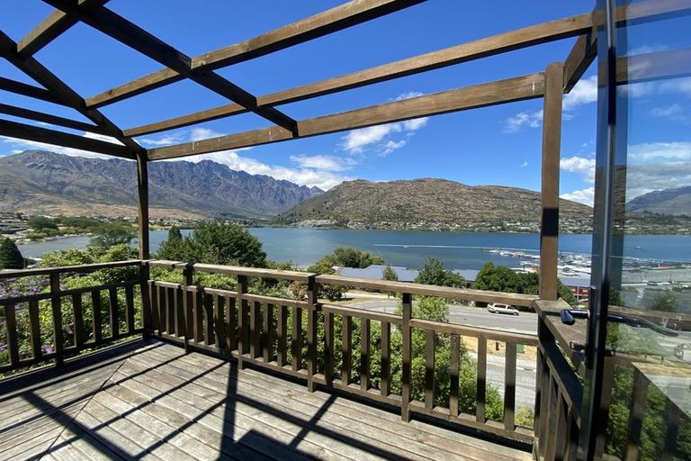 Photo of property in 8b Cresta Lane, Frankton, Queenstown, 9300