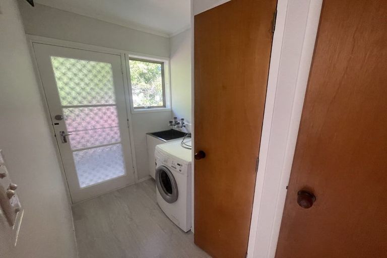 Photo of property in 3/191 Lake Road, Belmont, Auckland, 0622