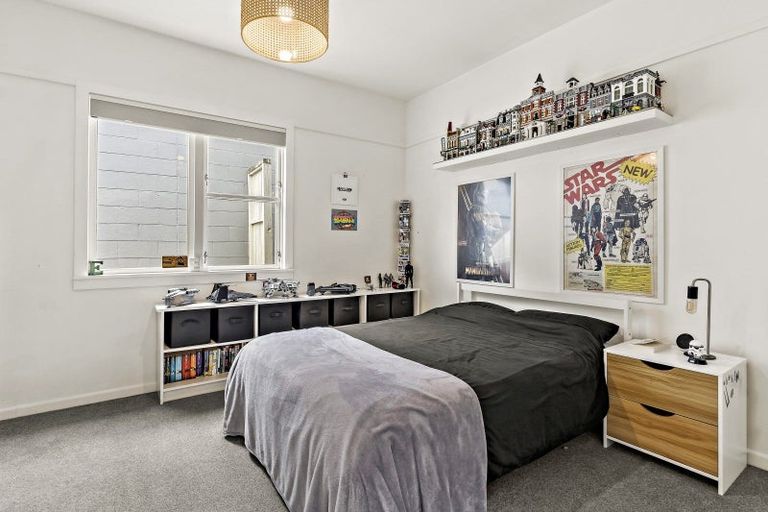 Photo of property in 223 Muritai Road, Eastbourne, Lower Hutt, 5013