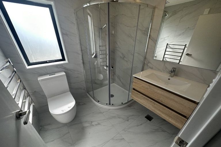 Photo of property in 33 Hearth Street, Flat Bush, Auckland, 2019