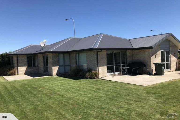 Photo of property in 4 Sequoia Way, Rangiora, 7400