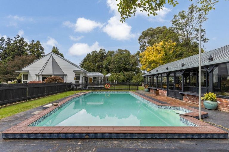 Photo of property in 208 Roslyn Road, Levin, 5510