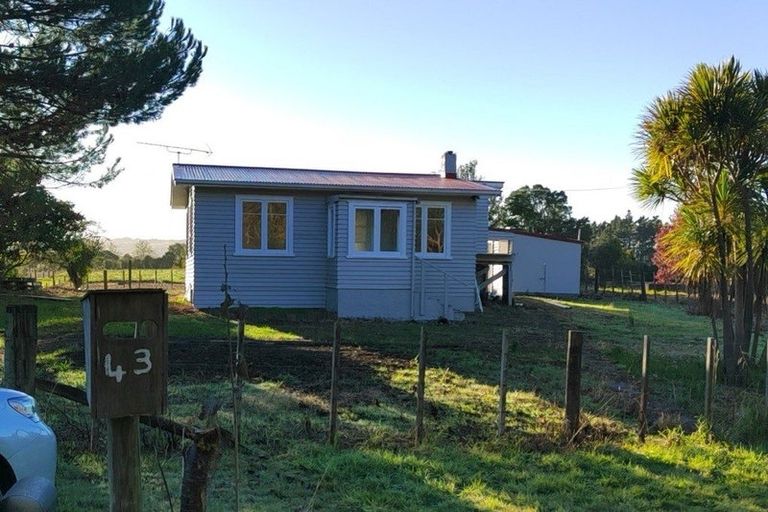 Photo of property in 41 Jesmond Road, Karaka, Drury, 2578