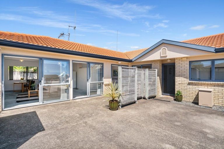 Photo of property in 160 Evans Road, Papamoa Beach, Papamoa, 3118