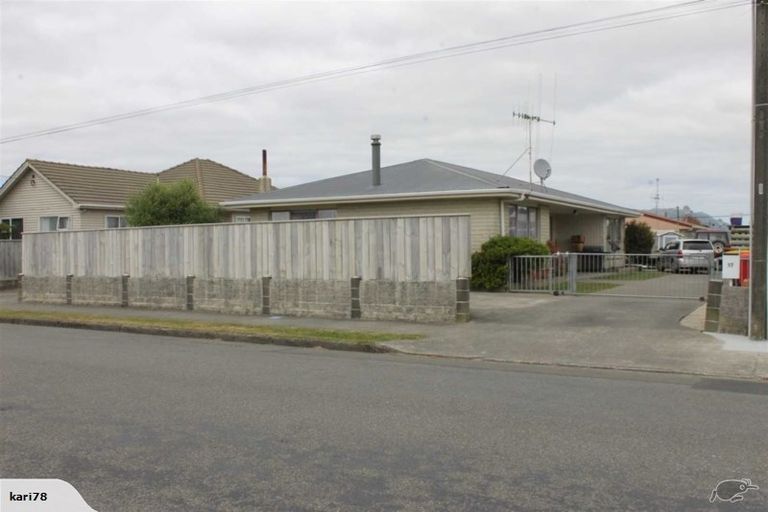 Photo of property in 17 Hadfield Street, Otaki, 5512