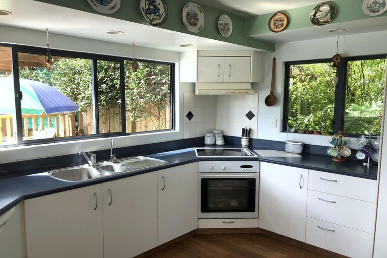 Photo of property in 25 Paretu Drive, Kerikeri, 0294