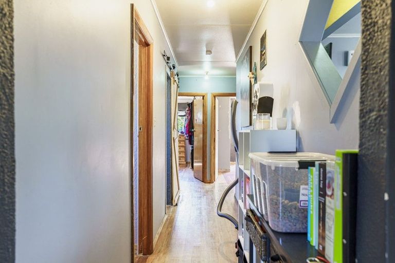 Photo of property in 27 Tasman Street, Havelock North, 4130