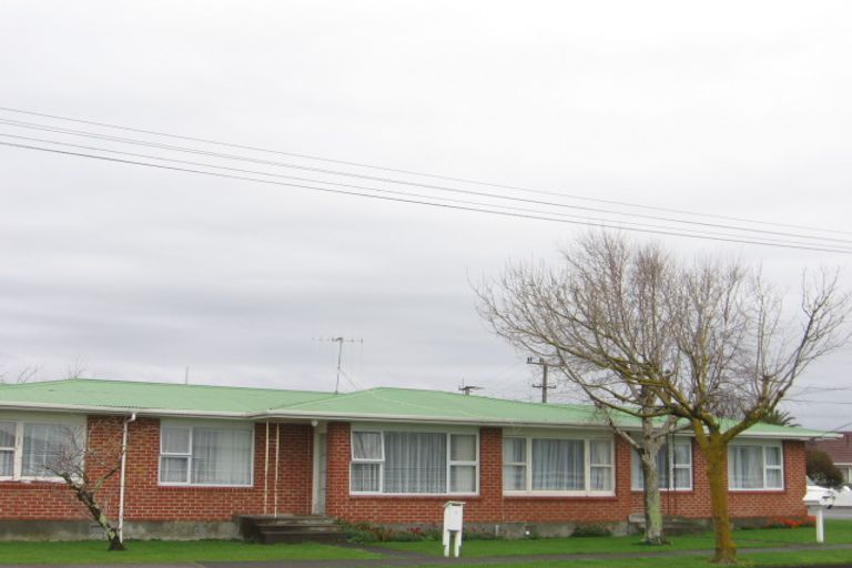 Photo of property in 4 Sussex Street, Levin, 5510