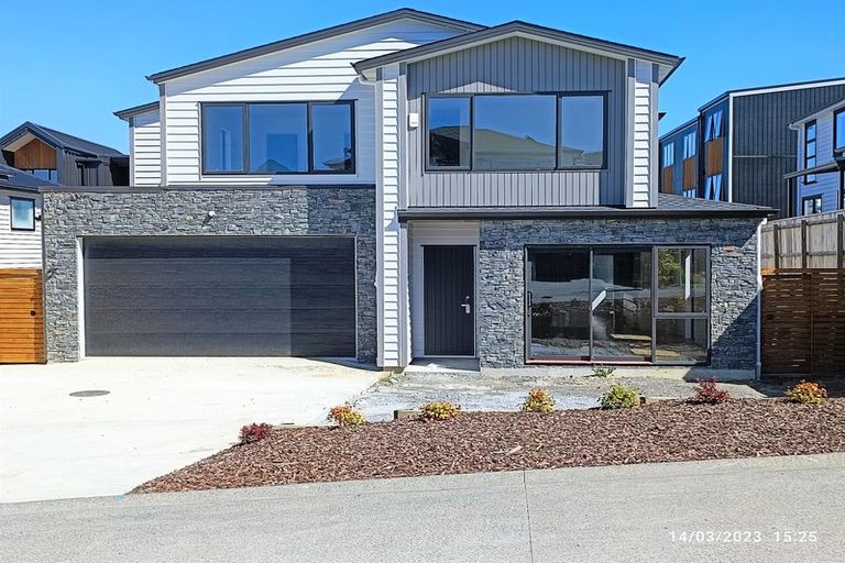 Photo of property in 4 Luff Place, Long Bay, Auckland, 0630