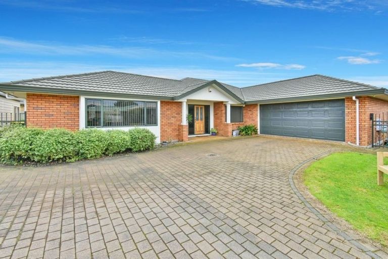 Photo of property in 9 Dan Bryant Place, Pukekohe, 2120