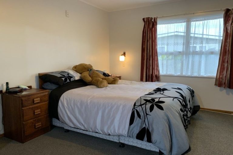 Photo of property in 11 Jull Crescent, Waipukurau, 4200