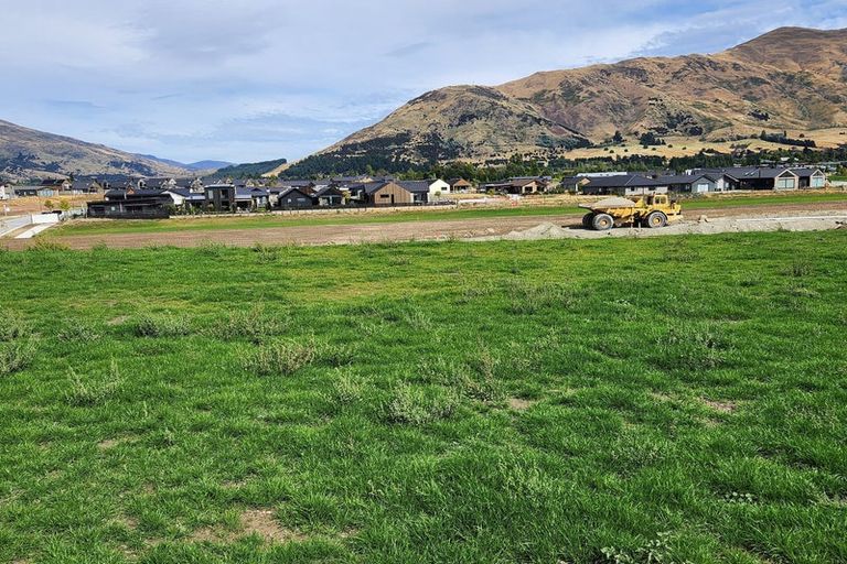 Photo of property in 51 Clearview Street, Wanaka, 9305