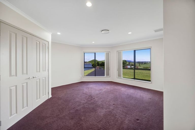 Photo of property in 801 Bird Road, Pukengahu, Stratford, 4393