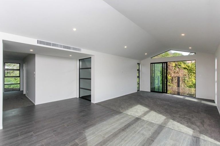 Photo of property in 11 Mackillop Way, Brooklands, New Plymouth, 4310