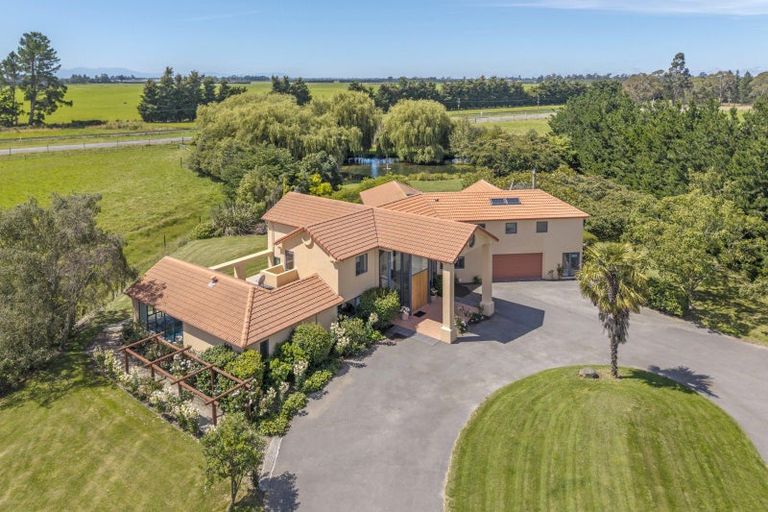 Photo of property in 2817 West Coast Road, Kirwee, Darfield, 7571