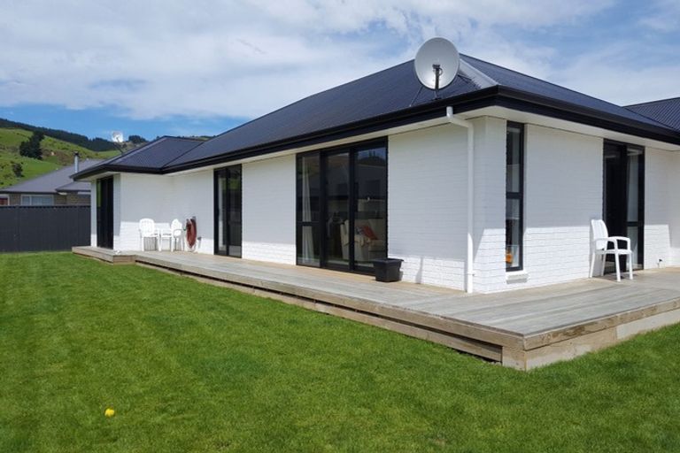 Photo of property in 17 Mallard Drive, Waihola, Milton, 9073