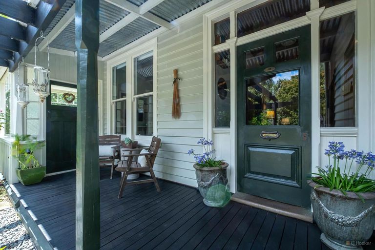 Photo of property in 22 Mckenzie Street, Geraldine, 7930