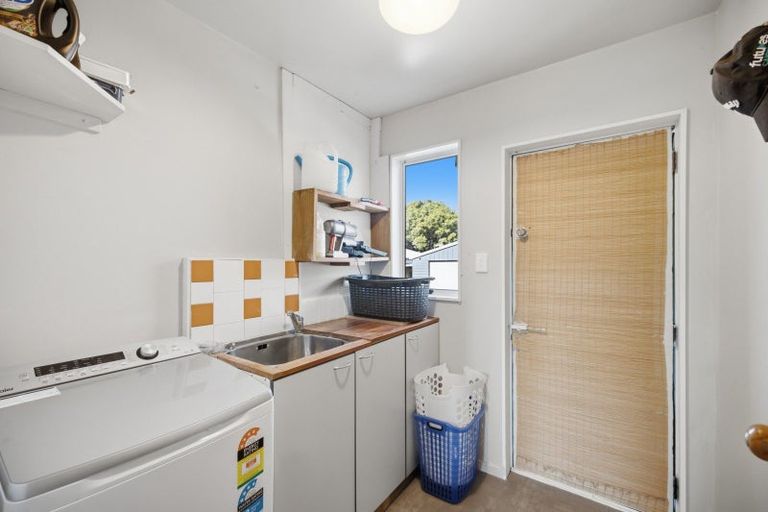 Photo of property in 22 Amberley Beach Road, Amberley, 7410