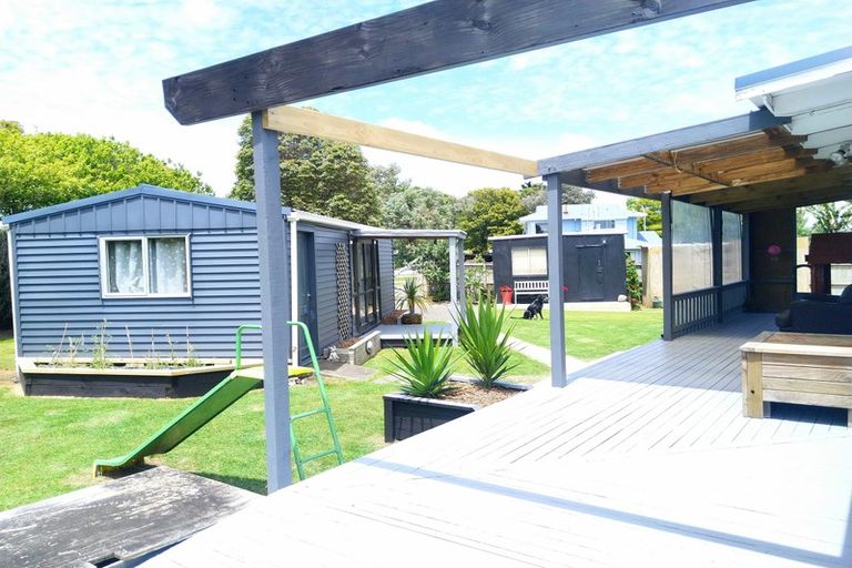 Photo of property in 49 Stevenson Road, Clarks Beach, 2122