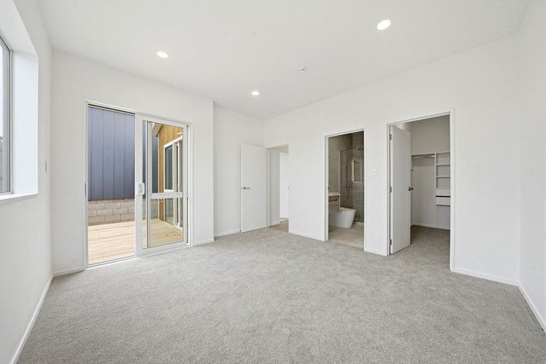 Photo of property in 14 Kopu Road, Orewa, 0931