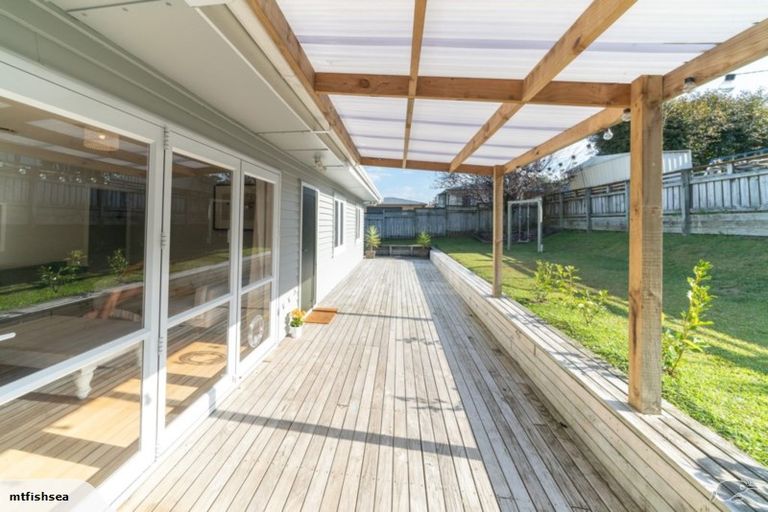 Photo of property in 2 Brown Terrace, Te Puke, 3119