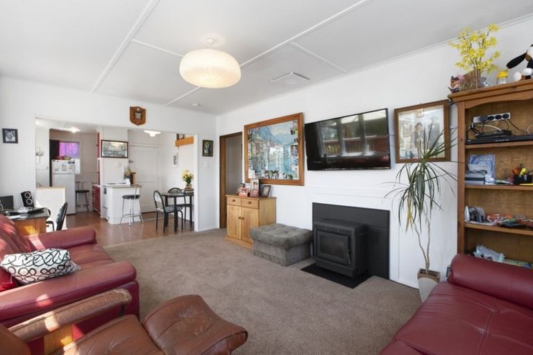 Photo of property in 114 District Road, Green Island, Dunedin, 9018