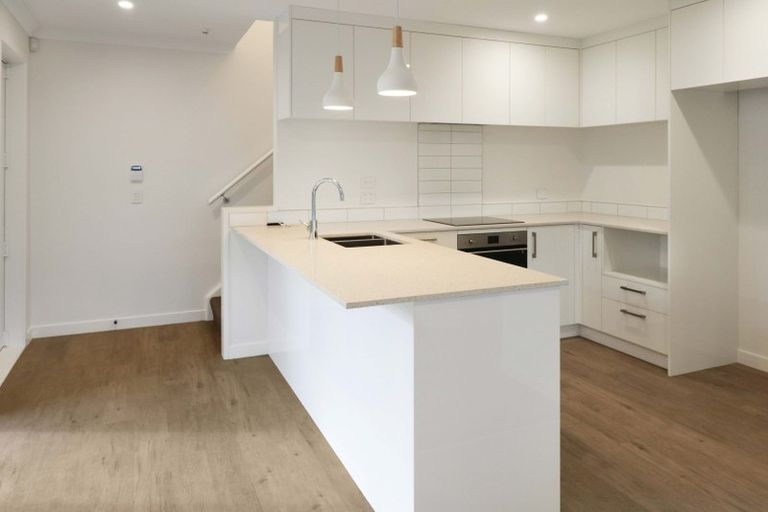 Photo of property in 14b Athlone Crescent, Boulcott, Lower Hutt, 5011