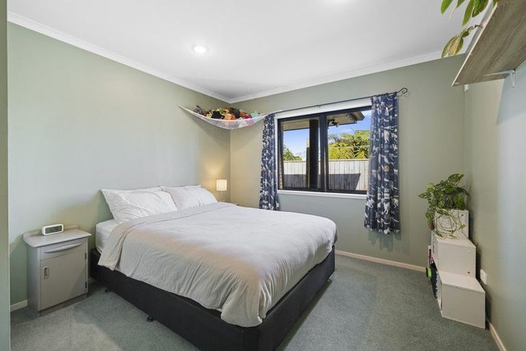 Photo of property in 4 Willow Place, Whalers Gate, New Plymouth, 4310