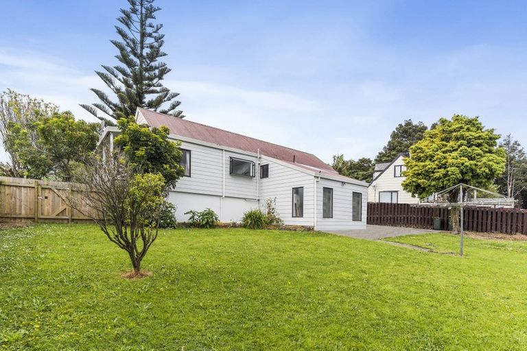 Photo of property in 23 Crail Court, Totara Heights, Auckland, 2105
