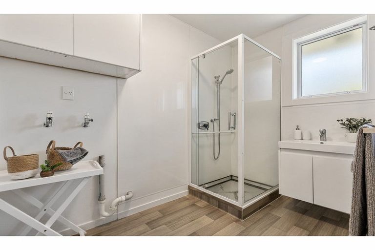 Photo of property in 2/519 Hereford Street, Linwood, Christchurch, 8011