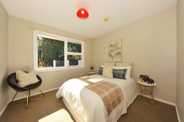 Photo of property in 10 Flower Street, Bryndwr, Christchurch, 8053