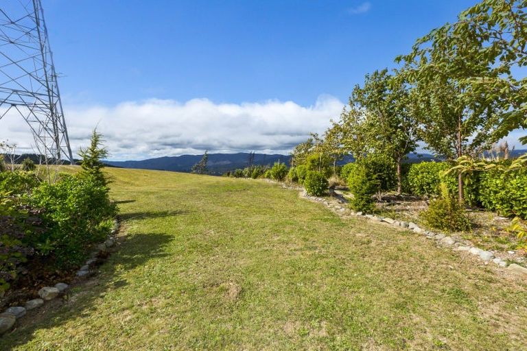 Photo of property in 23 Percy Kinsman Crescent, Riverstone Terraces, Upper Hutt, 5018