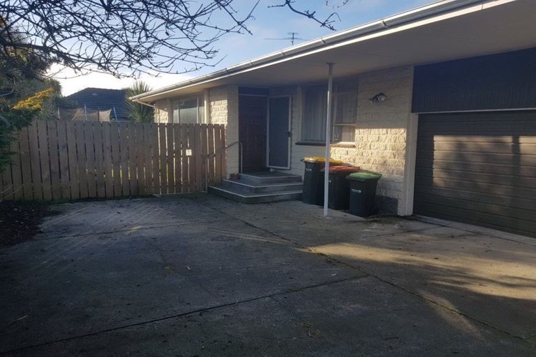 Photo of property in 2/28 Strathfield Avenue, Dallington, Christchurch, 8061