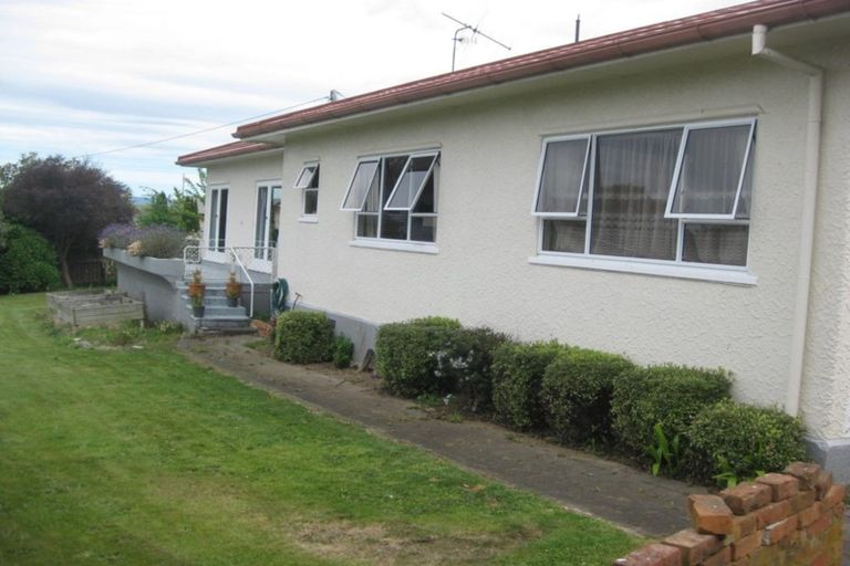 Photo of property in 32 Queen Street, Dannevirke, 4930