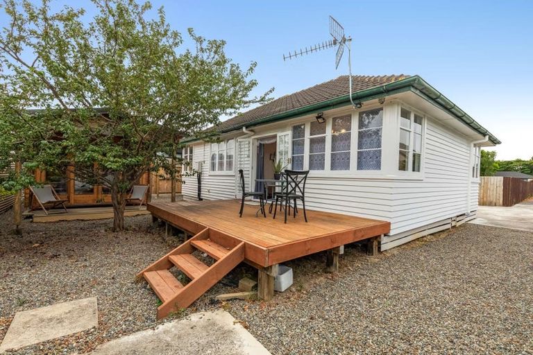 Photo of property in 1d Hendon Place, West End, Palmerston North, 4412
