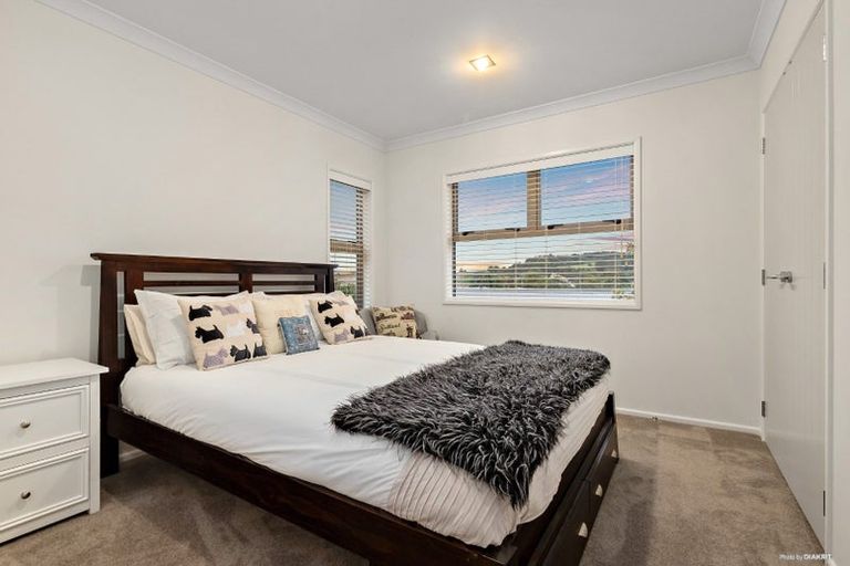 Photo of property in 15 Ridge View Crescent, Pukekohe, 2120