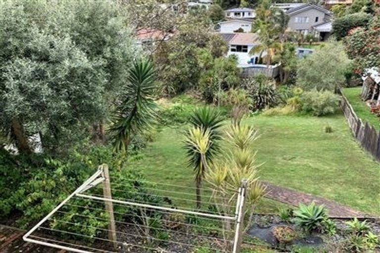 Photo of property in 28 Matipo Road, Mairangi Bay, Auckland, 0630