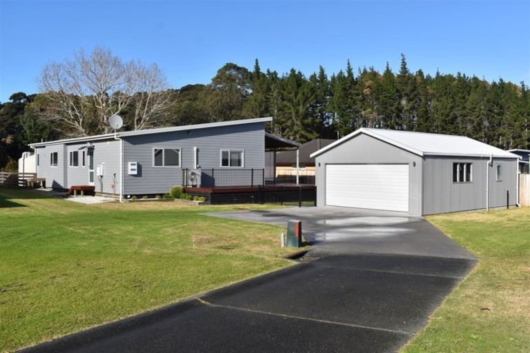 Photo of property in 4a Beachcomber Road, Mangawhai Heads, Mangawhai, 0505
