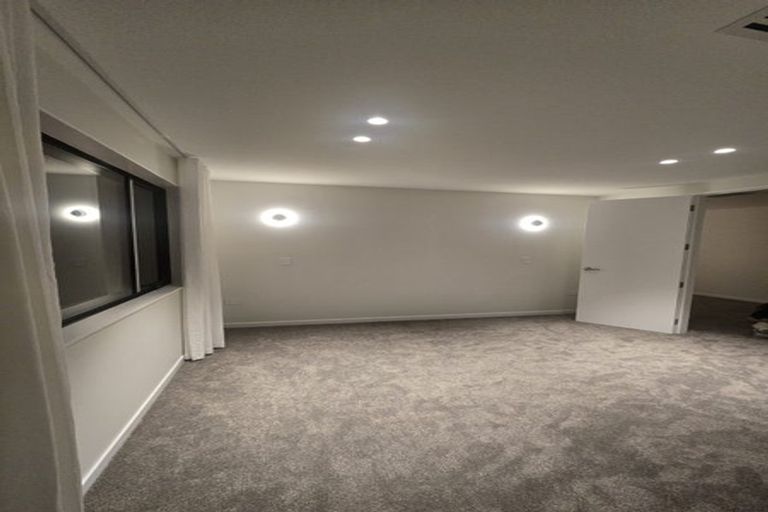 Photo of property in 14b Isobel Road, Greenhithe, Auckland, 0632