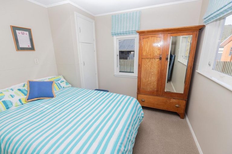 Photo of property in 47 Palmerston Street, Greymouth, 7805
