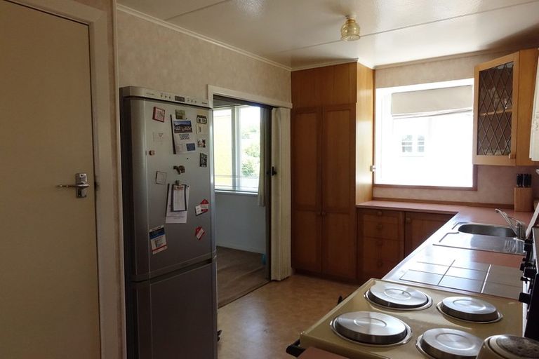 Photo of property in 34 Cambridge Terrace, Masterton, 5810