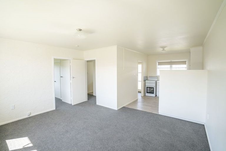 Photo of property in 2/75 Wallace Road, Papatoetoe, Auckland, 2025