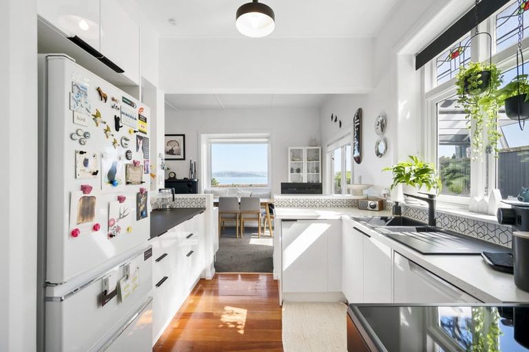 Photo of property in 409 Marine Drive, Mahina Bay, Lower Hutt, 5013