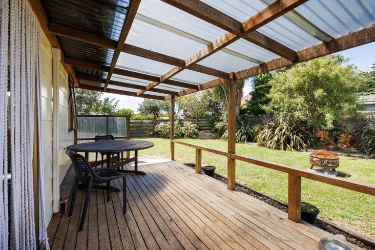 Photo of property in 3 Clutha Place, Westbrook, Palmerston North, 4412