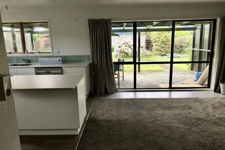 Photo of property in 12b Carter Drive, Pomare, Rotorua, 3015