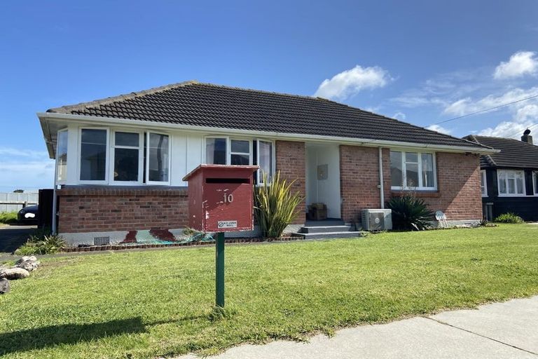 Photo of property in 10 Kauri Street, Gonville, Whanganui, 4501