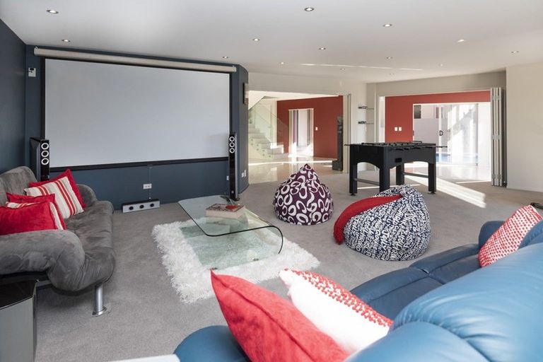 Photo of property in 61 Compass Way, Half Moon Bay, Auckland, 2012