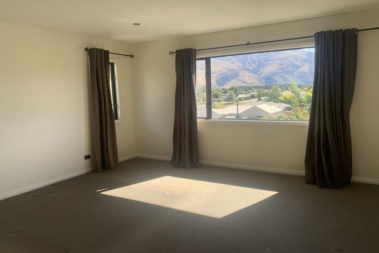 Photo of property in 11 Ansted Place, Wanaka, 9305